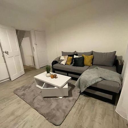 Beautiful 2 Bedroom On Tower Bridge London Eksteriør bilde