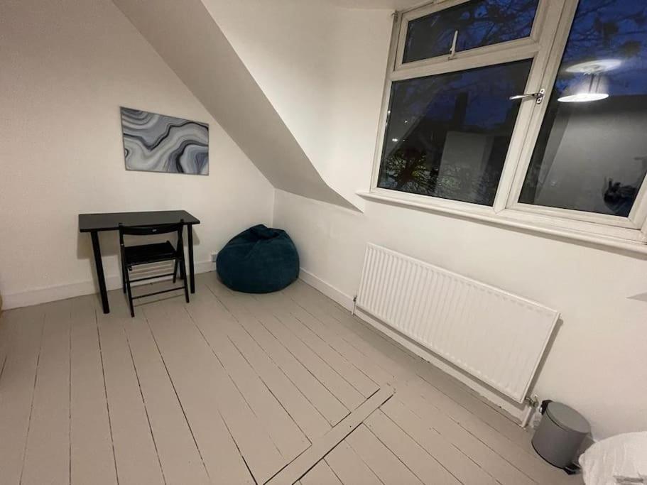 Beautiful 2 Bedroom On Tower Bridge London Eksteriør bilde